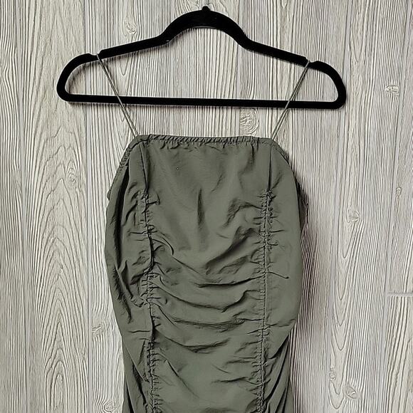 Forever 21 Ruched Toggle Drawstring Green Mini Dress Womens Size Medium NWT - Picture 2 of 12